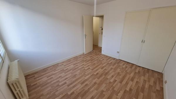 Appartement 72m² + cave + parking, proche commerce, idéal investisseur