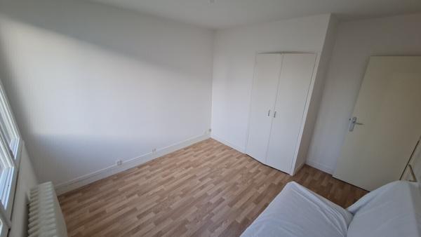 Appartement 72m² + cave + parking, proche commerce, idéal investisseur