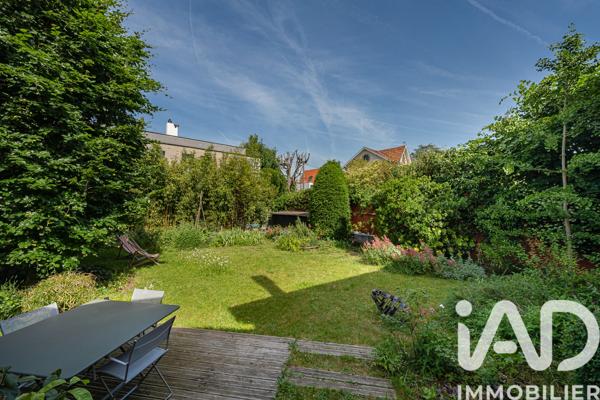 Maison à vendre 8 pièces 200 m² Colombes