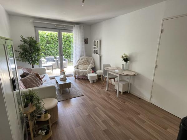 APPARTEMENT T2 AVEC JARDINET LOUÉ