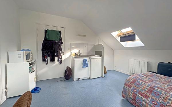 Appartement à louer    1 pièce • 15,76 m2 Bures-sur-Yvette