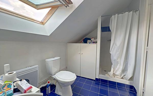 Appartement à louer    1 pièce • 15,76 m2 Bures-sur-Yvette