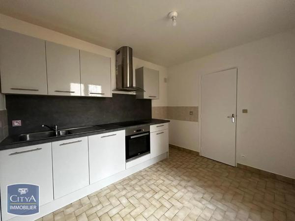 Appartement à louer 2 pièces 66.56m² Chartres (28000)