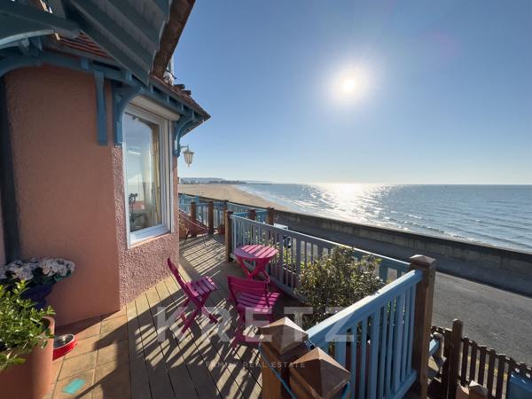 Trouville-sur-Mer – Villa Anglo-normande - Vue mer spectaculaire & accès direct à la plage