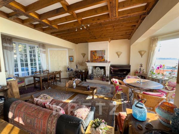 Trouville-sur-Mer – Villa Anglo-normande - Vue mer spectaculaire & accès direct à la plage