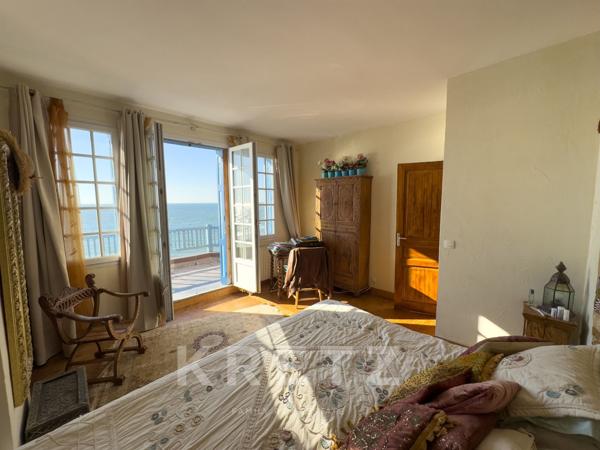 Trouville-sur-Mer – Villa Anglo-normande - Vue mer spectaculaire & accès direct à la plage