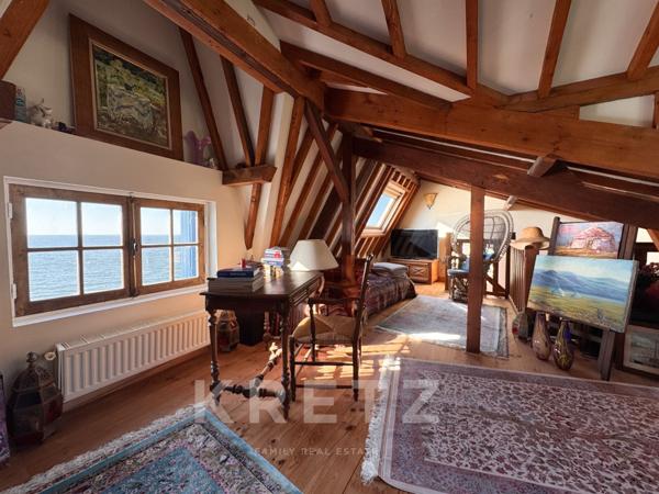 Trouville-sur-Mer – Villa Anglo-normande - Vue mer spectaculaire & accès direct à la plage