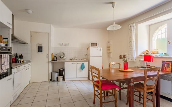 Maison à vendre    7 pièces • 350 m2 Séné