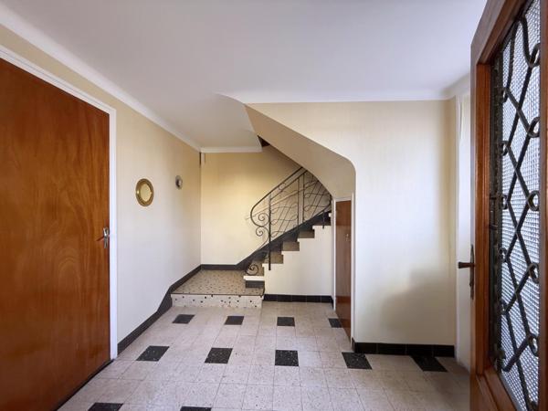 SAINT-RENAN MAISON T5 4 CHAMBRES SOUS-SOL COMPLET