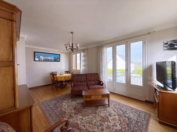 SAINT-RENAN MAISON T5 4 CHAMBRES SOUS-SOL COMPLET