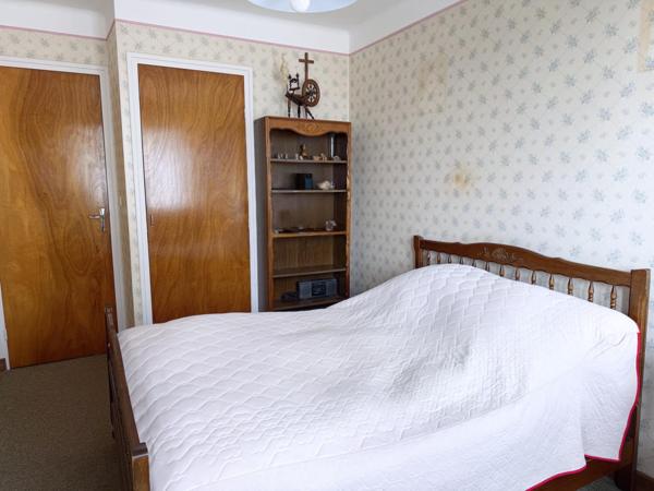 SAINT-RENAN MAISON T5 4 CHAMBRES SOUS-SOL COMPLET