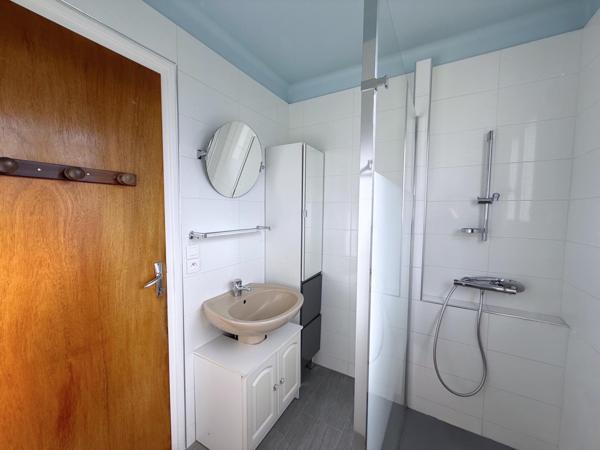 SAINT-RENAN MAISON T5 4 CHAMBRES SOUS-SOL COMPLET