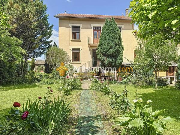 Vente Maison 7 pièces 186 m2 à Domarin