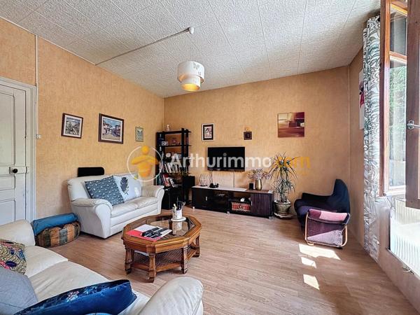 Vente Maison 7 pièces 186 m2 à Domarin