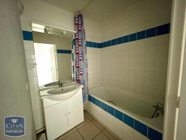 Appartement à louer 2 pièces 47.5m² Friville-Escarbotin (80130)