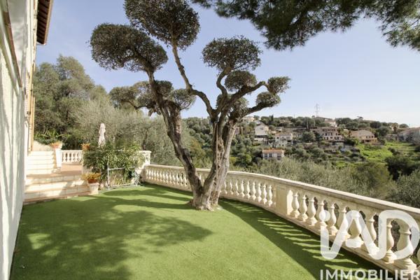 Maison à vendre 6 pièces 186 m² Saint-André-de-la-Roche