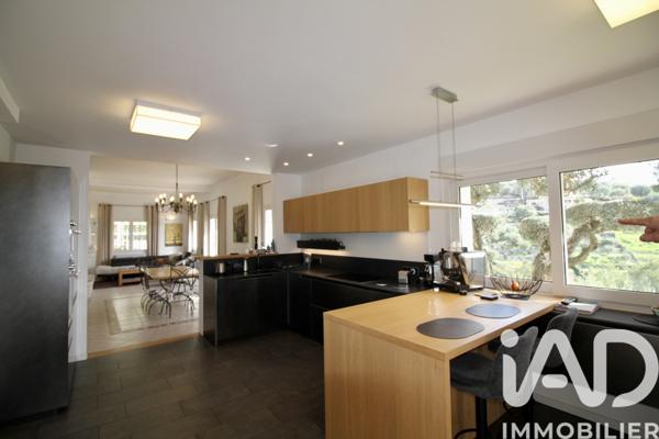 Maison à vendre 6 pièces 186 m² Saint-André-de-la-Roche