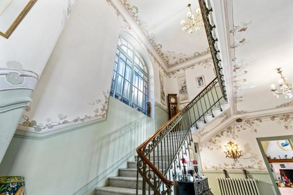Villa Belle Epoque à la frontière Monegasque