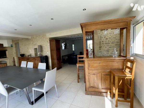 Maison avec dépendances
