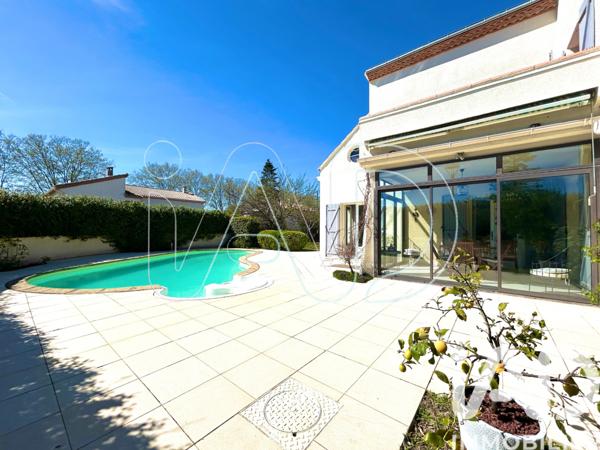 Maison à vendre 8 pièces 190,38 m² Lavérune