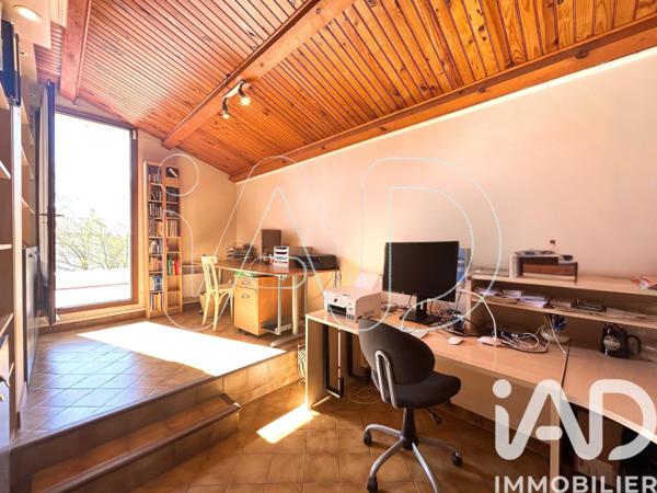 Maison à vendre 8 pièces 190,38 m² Lavérune