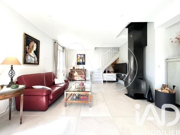 Maison à vendre 8 pièces 190,38 m² Lavérune