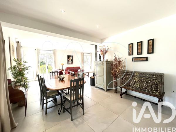 Maison à vendre 8 pièces 190,38 m² Lavérune