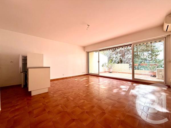 Appartement T3 à vendre  3 pièces - 55 m2 BANDOL - 83