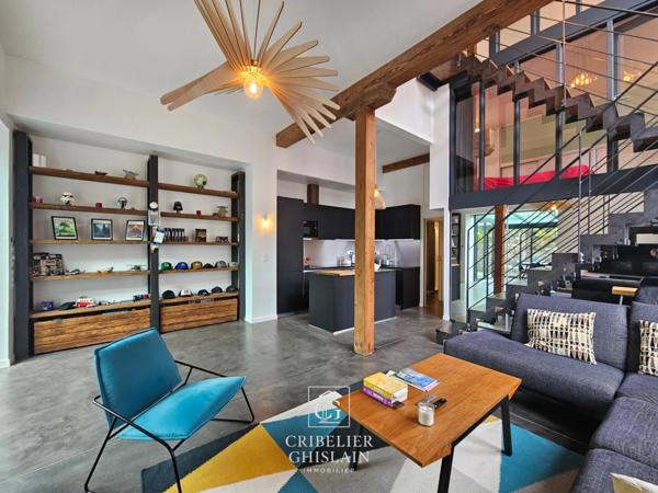 Appartement Loft à vendre 4 pièces ( 3 chambres ) NANTES (44) quartier Chalâtres.