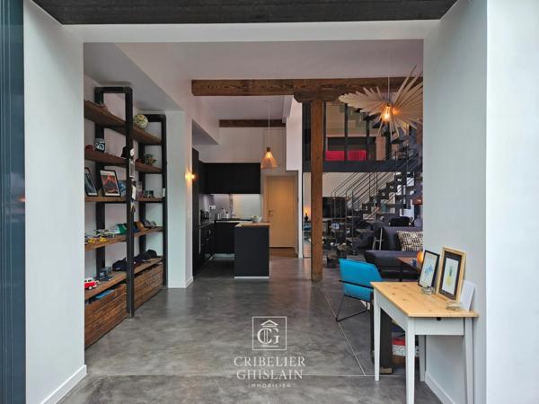Appartement Loft à vendre 4 pièces ( 3 chambres ) NANTES (44) quartier Chalâtres.