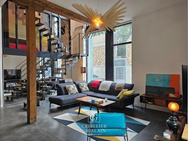 Appartement Loft à vendre 4 pièces ( 3 chambres ) NANTES (44) quartier Chalâtres.