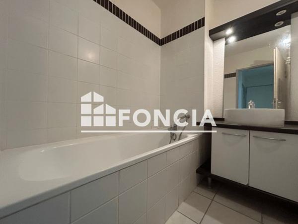 Location Appartement 2 pièces 35.04 m² - DOMAINE DE NORE 2 ET 4 CHEMIN DU VIEUX CANAL RDC - Porte F06 Carcassonne 11000