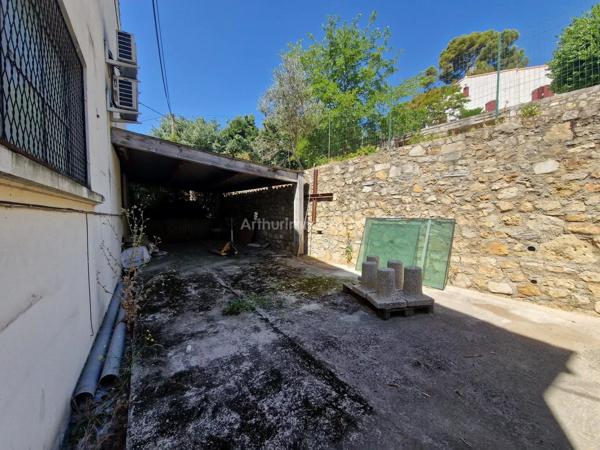 Location                                                      Local commercial
                        
                     3 pièces                      174 m2                     à Draguignan