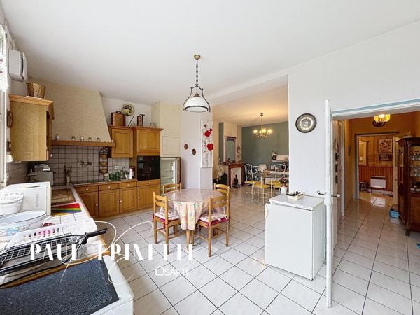 Maison bourgeoise 298m2 avec annexe et jardin clos paysagé