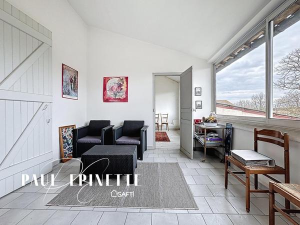 Maison bourgeoise 298m2 avec annexe et jardin clos paysagé