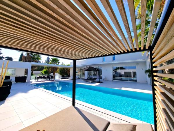 Montpellier ouest à vendre Maison d'architecte 7 pièces SUR 2399m² DE TERRAIN