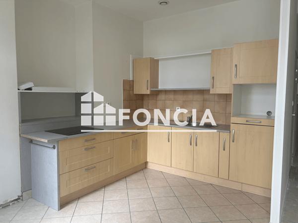 Location Appartement 2 pièces 41.97 m² - 53 RUE MONTESQUIEU Agen 47000