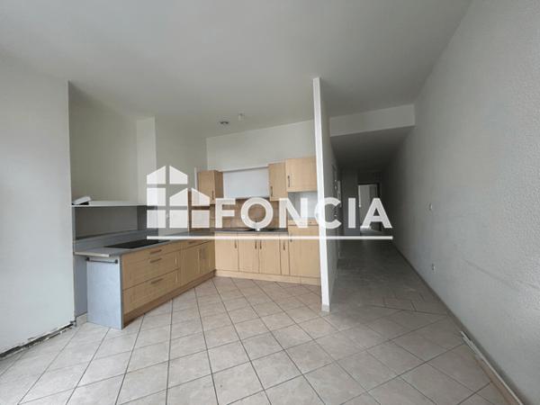 Location Appartement 2 pièces 41.97 m² - 53 RUE MONTESQUIEU Agen 47000