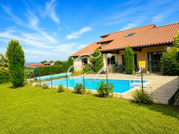 VENTE 69890 LA TOUR DE SALVAGNY MAISON 175 m2 carrez et 200 m2 utiles sur 1500 m2 DE TERRAIN, piscine
