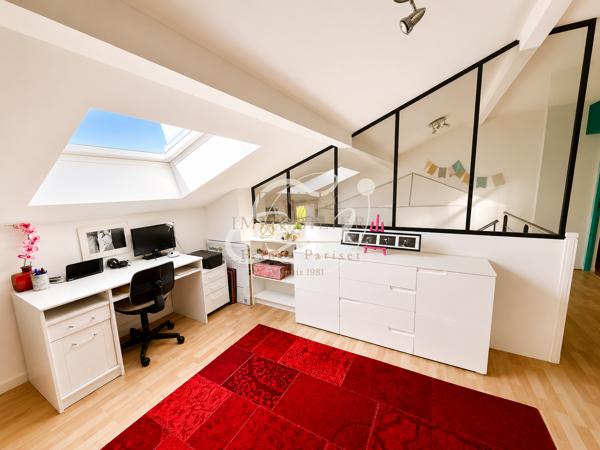 VENTE 69890 LA TOUR DE SALVAGNY MAISON 175 m2 carrez et 200 m2 utiles sur 1500 m2 DE TERRAIN, piscine