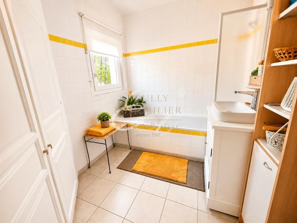 VENTE 69890 LA TOUR DE SALVAGNY MAISON 175 m2 carrez et 200 m2 utiles sur 1500 m2 DE TERRAIN, piscine