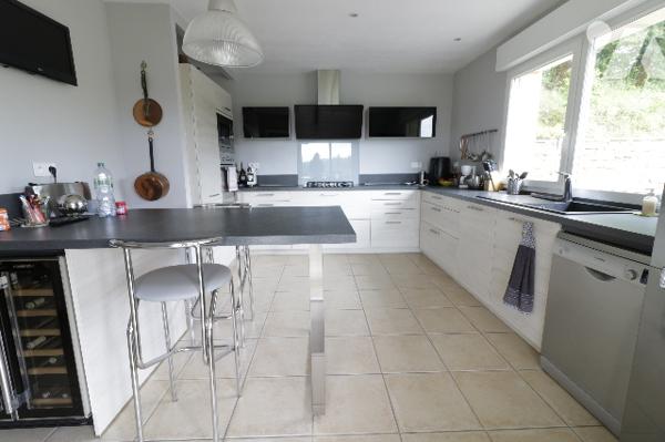 A VENDRE - SAINT ANDRE D'ALLAS - Maison de 171 m² sur parcelle de 26 705 m²