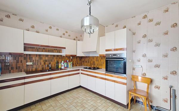 Maison à vendre    3 pièces • 101 m2 Ormes