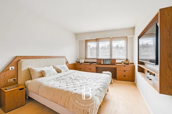 Paris 7ème, Appartement 2 Chambres -  94 m² à vendre