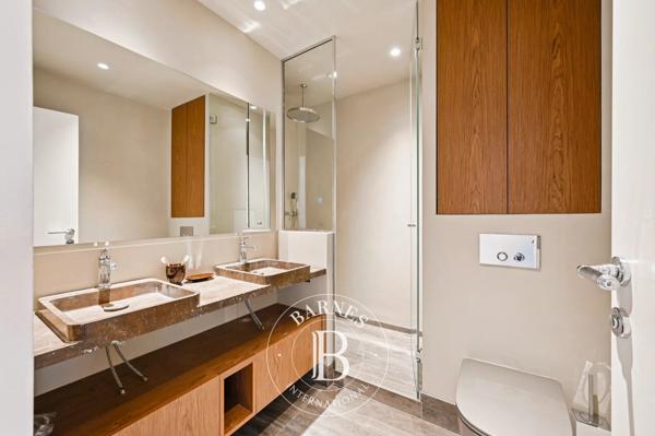 Paris 7ème, Appartement 2 Chambres -  94 m² à vendre