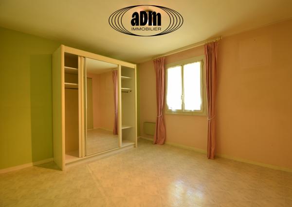 Maison
                                                                                                                                                                                                                                                                                                                        5 pièce(s)                                                                                                                                                                                                          4 chambre(s)                                                                                                                                                                                                          130  m²