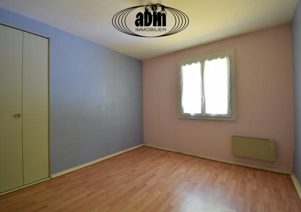 Maison
                                                                                                                                                                                                                                                                                                                        5 pièce(s)                                                                                                                                                                                                          4 chambre(s)                                                                                                                                                                                                          130  m²