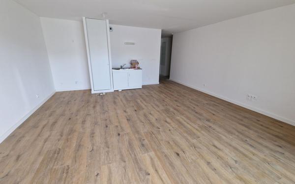 Appartement à vendre    4 pièces • 83,88 m2 Saint-Nazaire