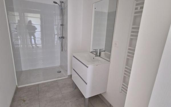 Appartement à vendre    4 pièces • 83,88 m2 Saint-Nazaire