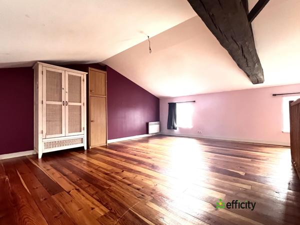 Immeuble
         10 pièces
        - 230 m² Exclusivité 206 500 € *